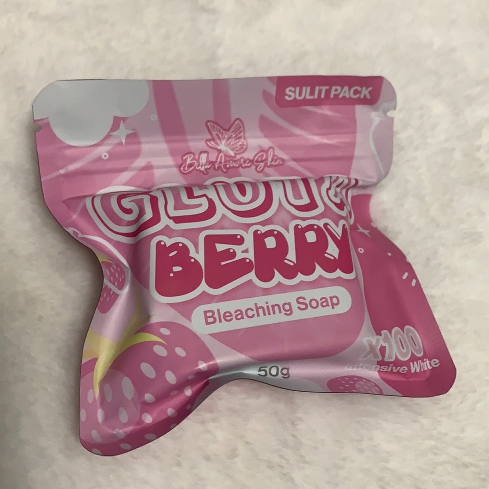 Gluta Berry bleaching soap